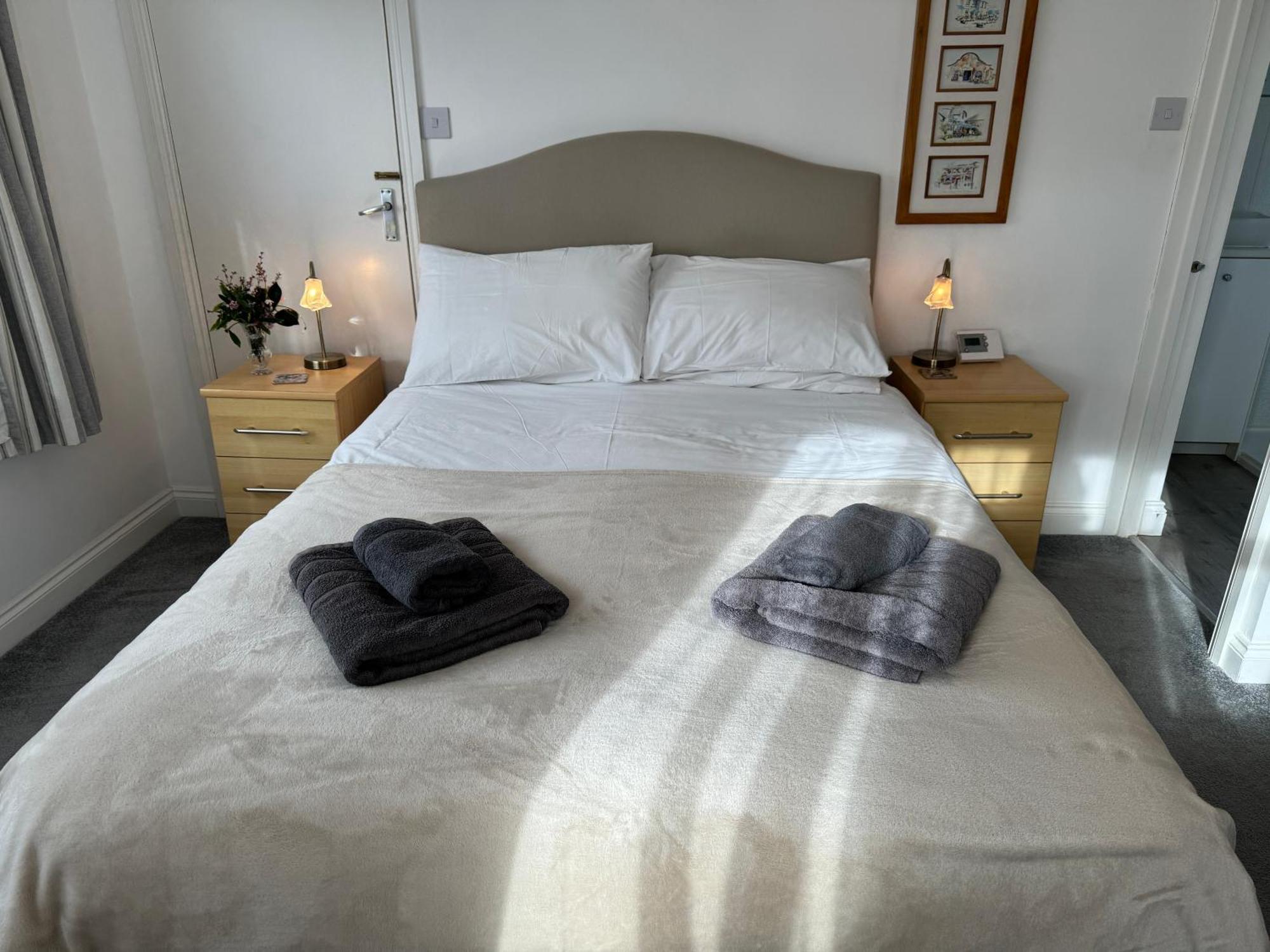 Mulberry Lawn Apartments Brading ภายนอก รูปภาพ
